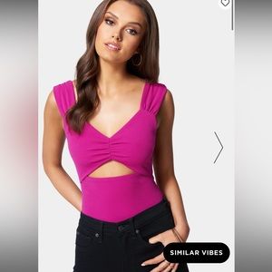 BEBE CUTOUT TOP